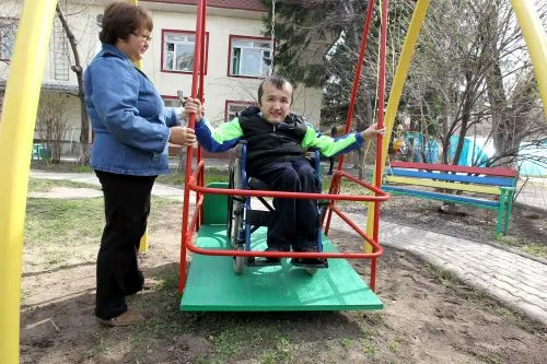 Качели для инвалидов
