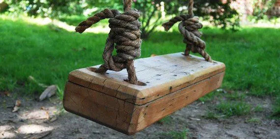 Качели из досок