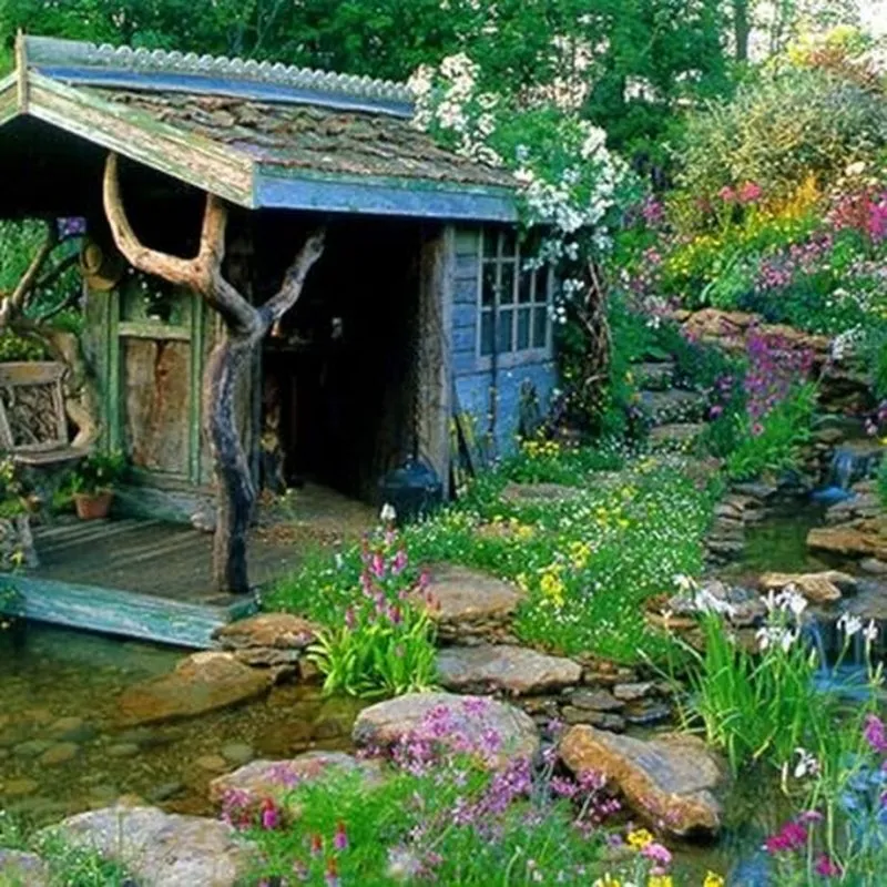 Современный сельский двор