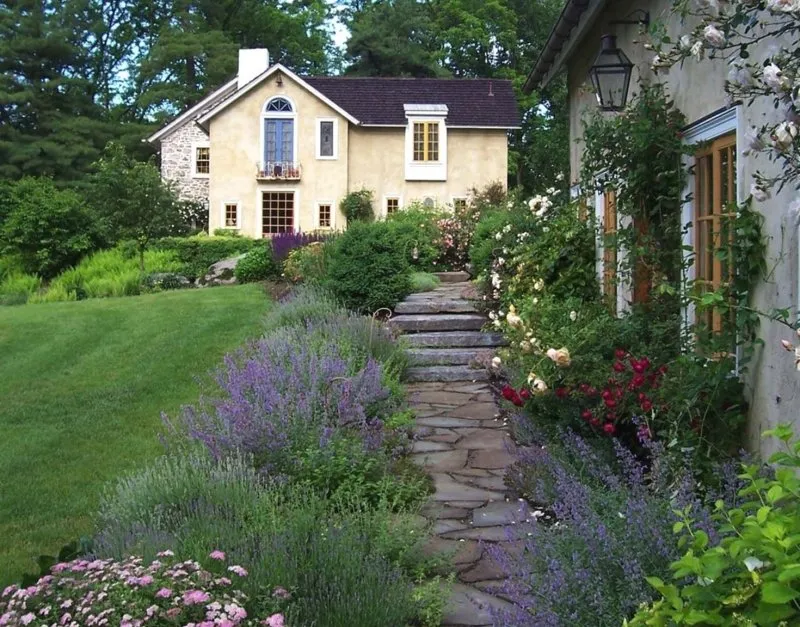 Сад в стиле Прованс