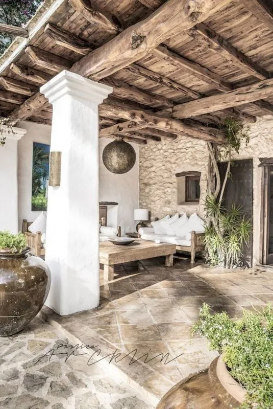 Беседка в греческом стиле